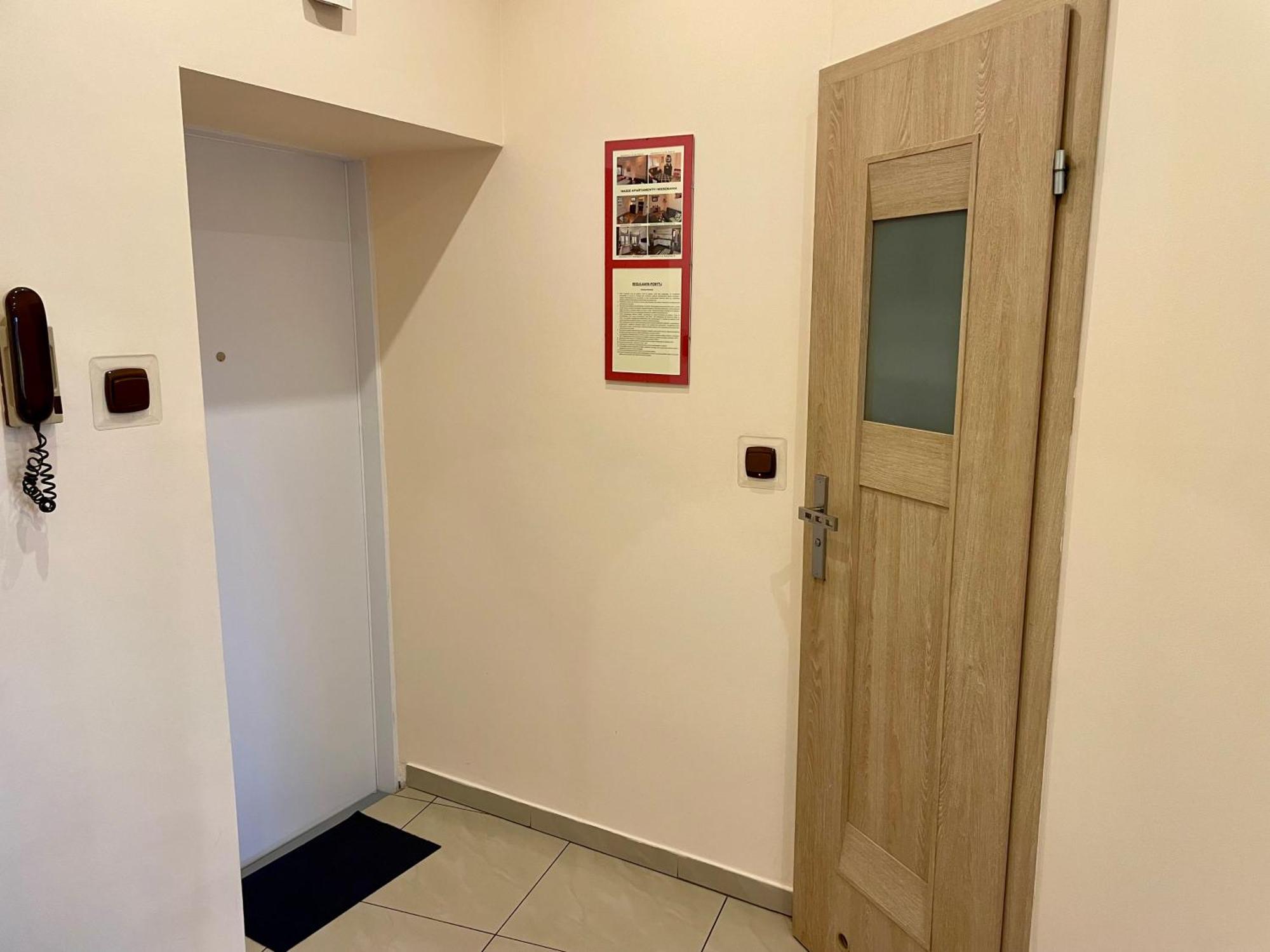 City & Sea - Apartamenty I Mieszkania กดิเนีย ภายนอก รูปภาพ