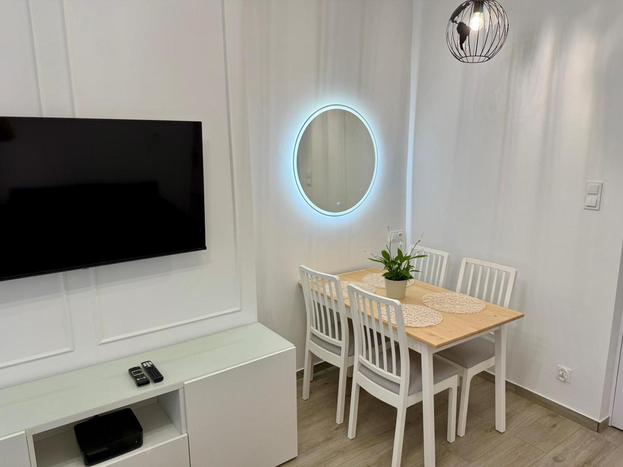 City & Sea - Apartamenty I Mieszkania กดิเนีย ภายนอก รูปภาพ